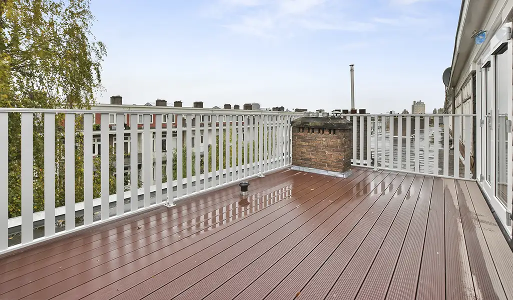 Bring a modern & safe leisure area to your home through our decking & porch services.  <br><br> <a href="https://cpjrenovation.com/decks-and-porches-service/" class="banana">LEARN MORE</a>