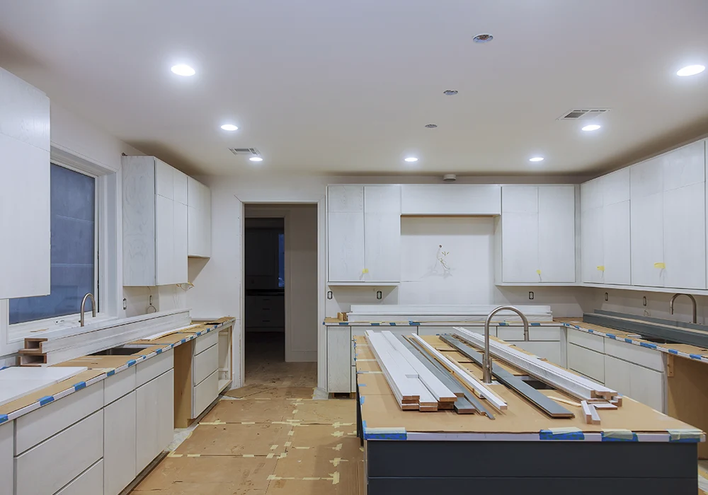 Restore the comfort of your spaces with our specialized renovation to enjoy a modern & cozy place.  <br><br> <a href="https://cpjrenovation.com/home-renovations-service/" class="banana">LEARN MORE</a>